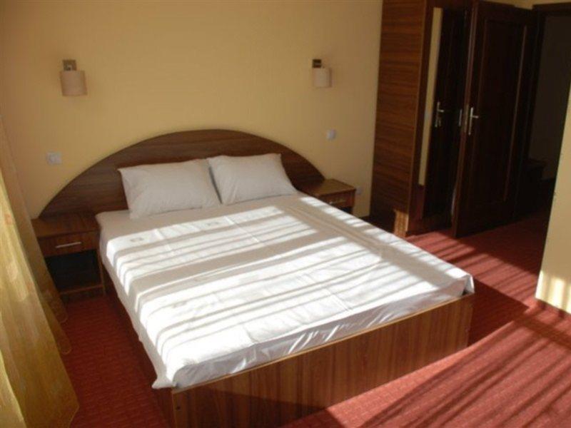 Hotel Coliseum Calafat Exterior foto