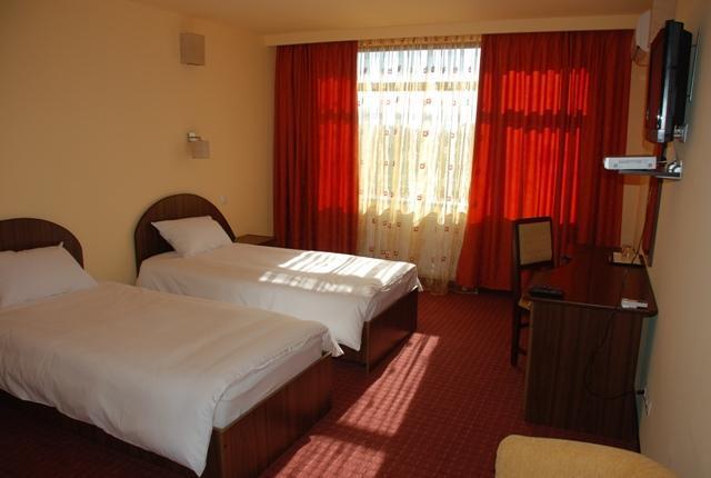 Hotel Coliseum Calafat Habitación foto